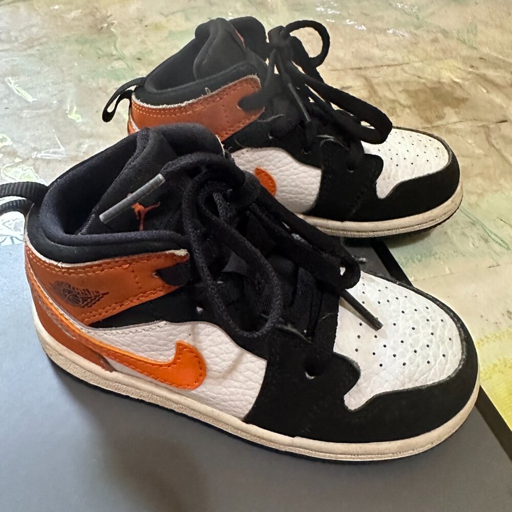 Nike Air Jordan 1 Mid TD Shattered Backboard Size 8C Orange Black 640735 058 - Picture 3 of 6